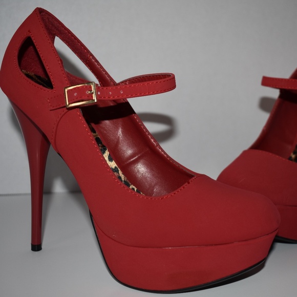 Deb Shoes - Red Pumps